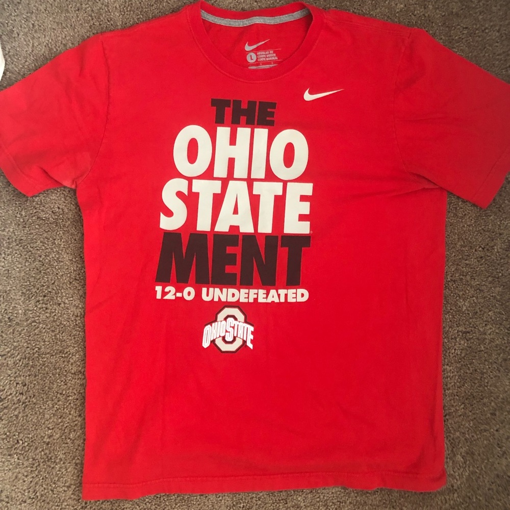 Large Nike Ohio State 2012 Undefeated shirt